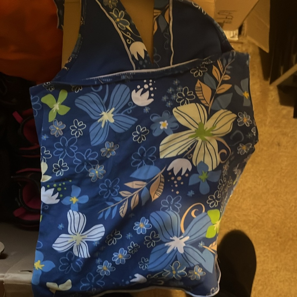 Tank top - Picture 3 of 4